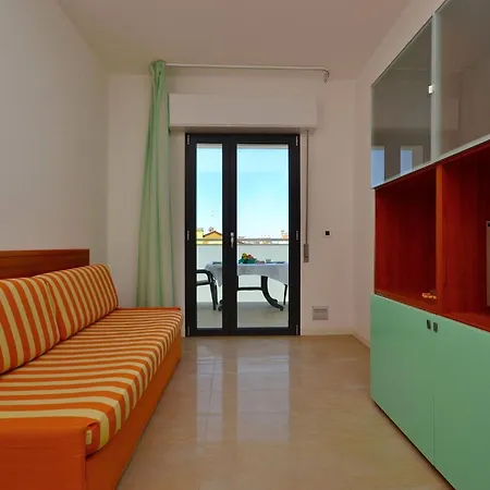 Beachside For Four Guests * Lignano Sabbiadoro