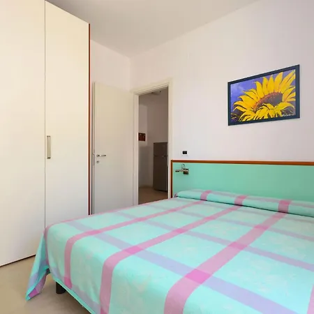 Beachside For Four Guests *