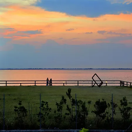 Beachside For Four Guests * Lignano Sabbiadoro